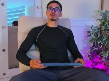 eros_becker_ live cam