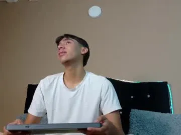 Eros_lux1 live cam preview