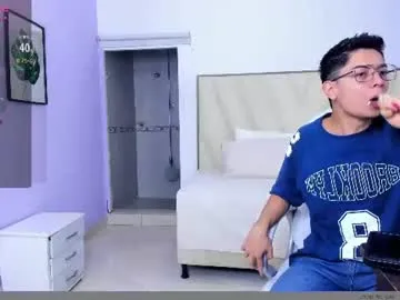Ethan12_ live cam preview