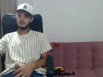 Ethan_rose_ live cam preview