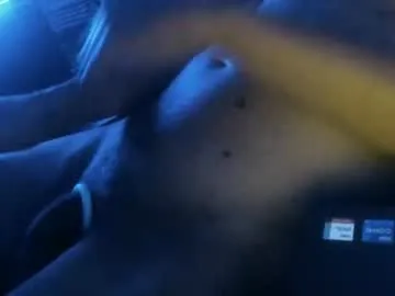 Ezeddie2015 live cam preview