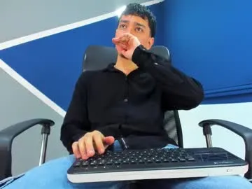 finn_jackson live cam