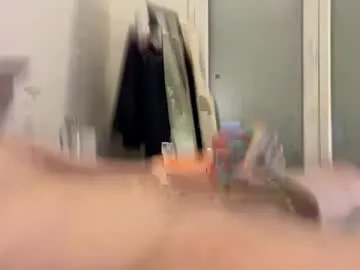 frenchbigdick92 live cam