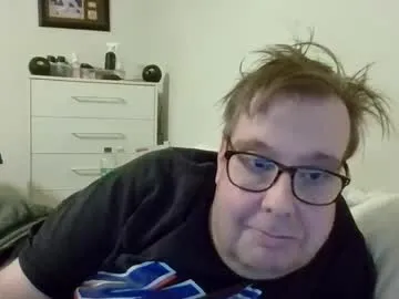 Garyg930 live cam preview