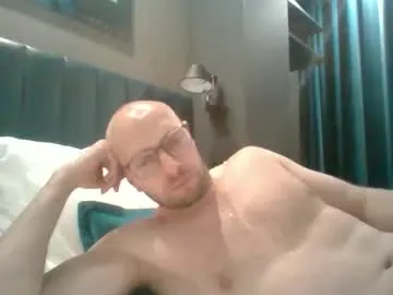 genuinecouple69 live cam