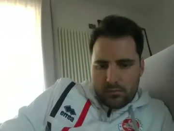 giacomo9669 live cam