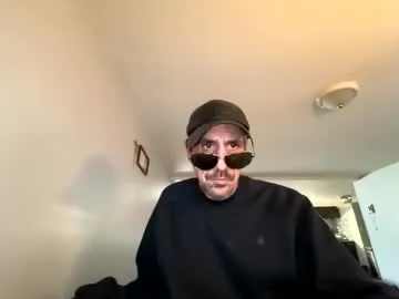 Gmang4242 live cam preview