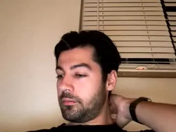 golden_nightboy live cam