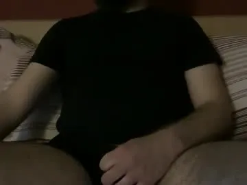 hairy_stud_1413 live cam