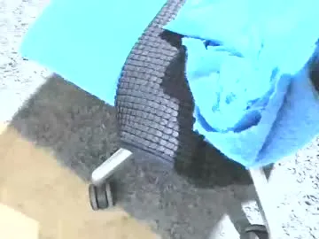 Handschat male cam profile image