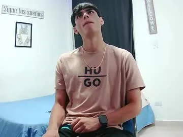 Harrythomson1 live cam preview