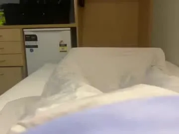 Heath11211 live cam preview