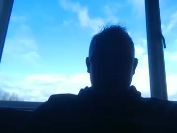 Heretoserveyouall live cam preview