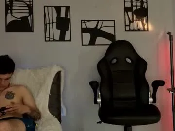 horny_roomies69 live cam