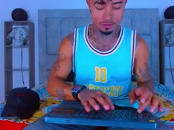 Hot_latino_x live cam preview