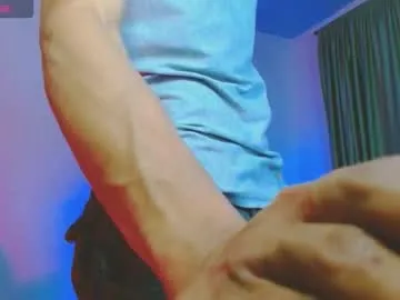 Hottieboycrazy live cam preview