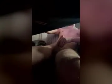 Hung_redhead14 live cam preview