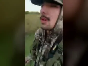 Hunter200104 live cam preview