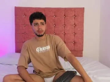 hunterwest06 live cam