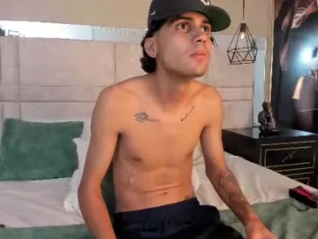 Ivanjackson live cam preview