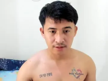 Jamesthebigcockxxx live cam preview