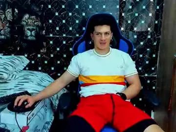 javiersexymann live cam preview