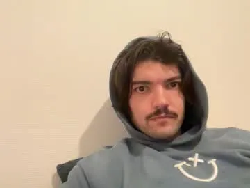 just_a_guy_with_a_big_cock live cam