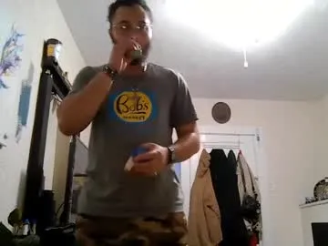 Justheretobustnuts profile pic
