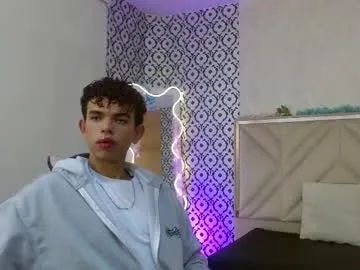 Keahi_tay live cam preview