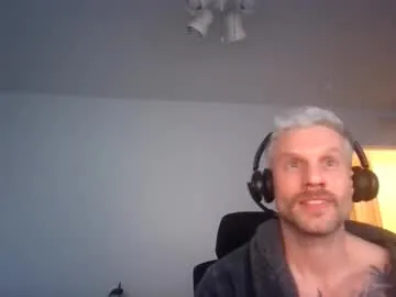 kenmackelwood live cam