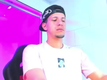 Kevin__max_ live cam preview