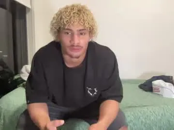 Kingzosh live cam preview