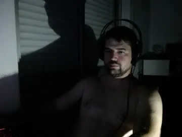 Kohaynewbie live cam preview