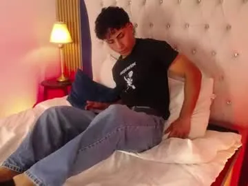 Lee_fuk live cam preview