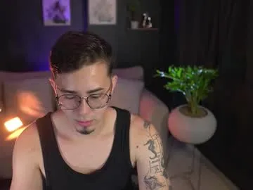 Leo_valmore live cam preview