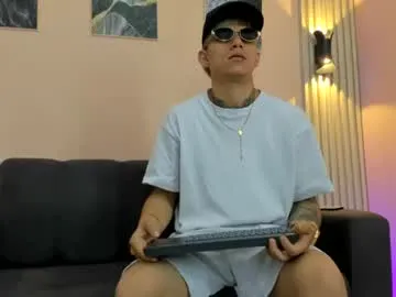 Leothonson_ live cam preview