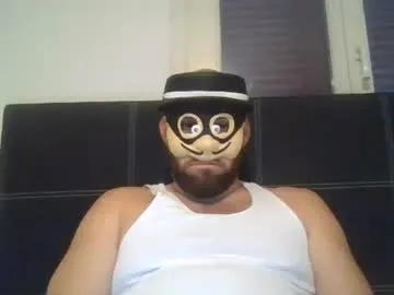 Likemic13 profile pic