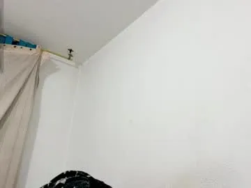 Logann_x3 live cam preview