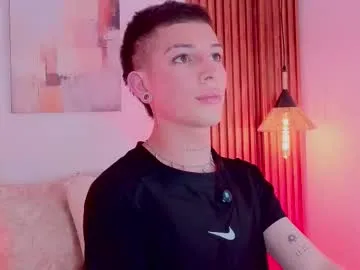 luca_prince_ live cam