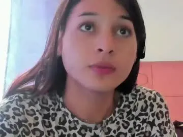 Lucrecia21_ profile pic