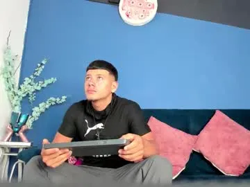 Magnusknight_ live cam preview