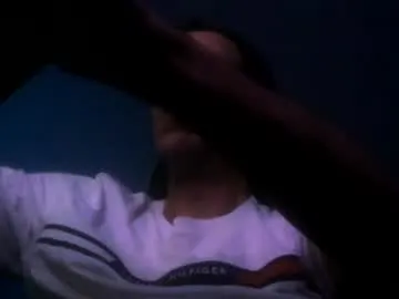 Manu_cum profile pic