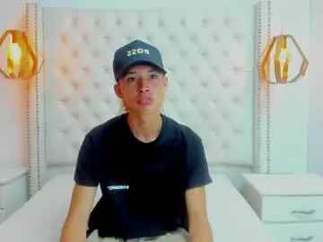 mario_collinss1 live cam