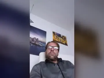 Markimark76 profile pic