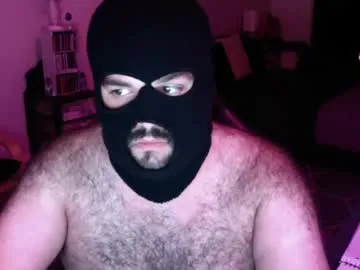 Maskedbearofficial live cam preview
