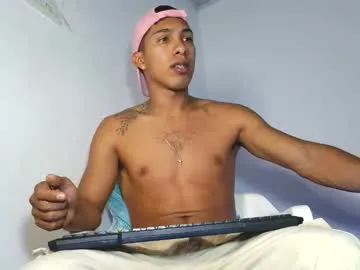 maximo_vega_new live cam