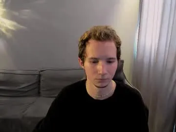 maxxxblaze_35 live cam