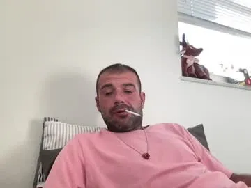 Mercedes190d live cam preview