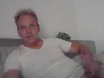 Mickkxl profile pic