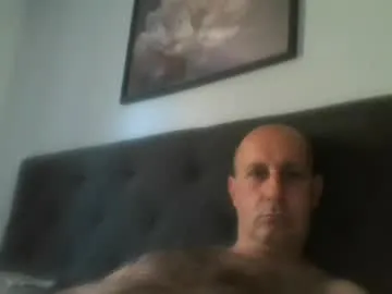 Mikael_r52 profile pic